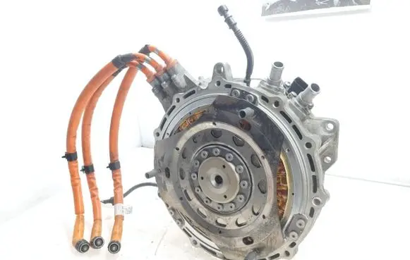 Volkswagen Touareg II Electric car motor 7P0901153B F01XB00114 0000101