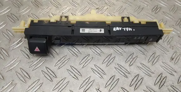 Toyota RAV 4 (XA40) Hazard light switch 8395042230