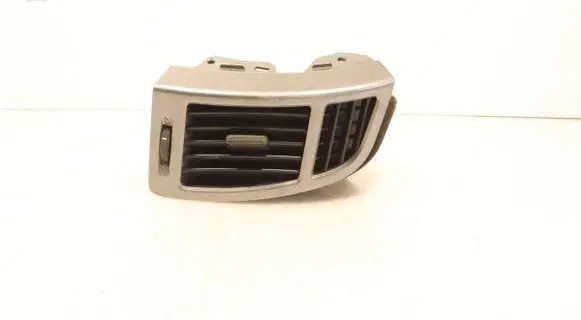 Hyundai i20 (PB PBT) Dashboard side air vent grill/cover trim