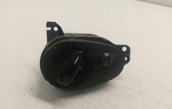 Ford Focus Light switch 98AG13A024CH 000509A 04052524