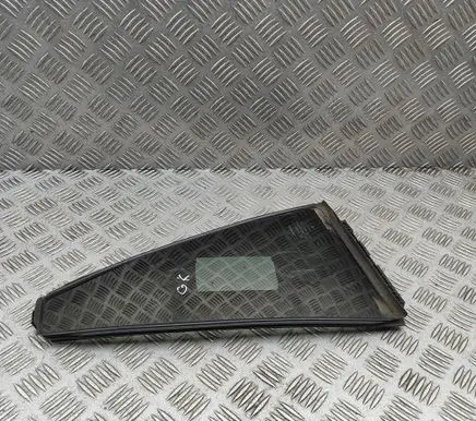 Toyota RAV 4 (XA50) Rear vent window glass 6818942070