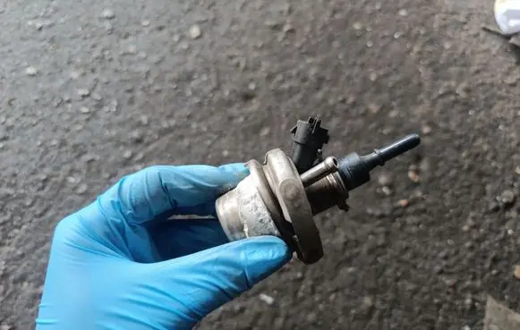 BMW X5 F15 AdBlue injector 0444025010