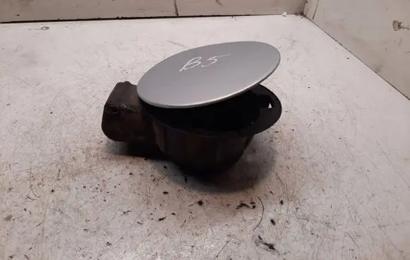 Volkswagen PASSAT B5 Fuel tank cap 3B0809857c