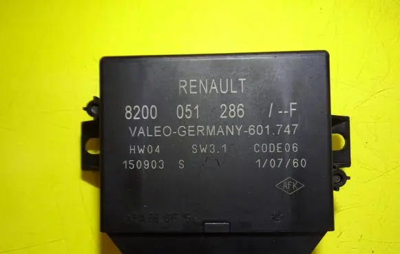 Renault Laguna II Parking PDC control unit/module 8200051286F