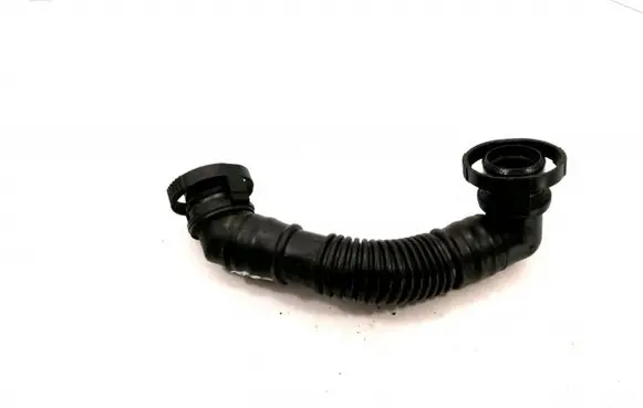 Volkswagen PASSAT B6 Breather hose/pipe 03L103493