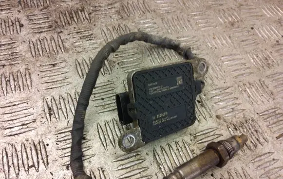 Opel Insignia A Lambda probe sensor 55500319 A2C126865001