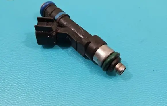 Jeep Cherokee III KJ Fuel injector 0280158020 IMPRK1413451