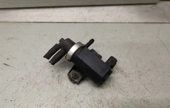 Mitsubishi Space Star Turbo solenoid valve 72190343