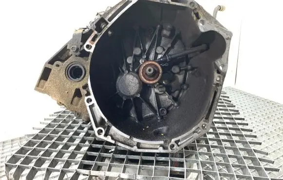 Renault Megane III Manual 5 speed gearbox TL4030