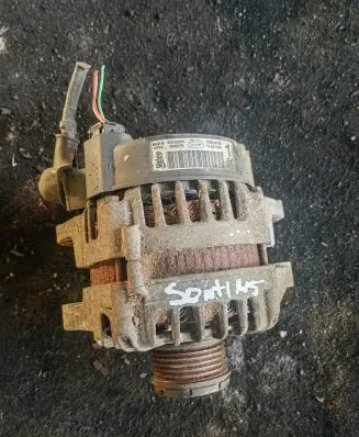 Hyundai Santa Fe Generator/alternator 373002F100