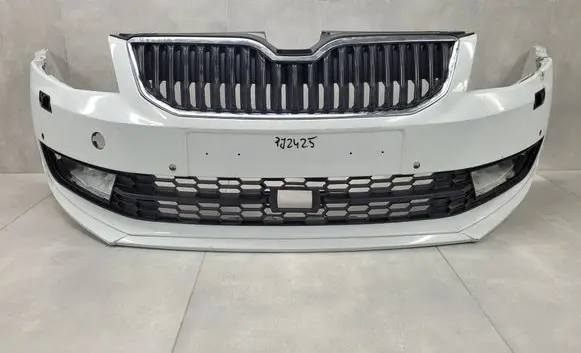 Skoda Octavia Mk3 (5E) Front bumper 5E0807221 5E0807795