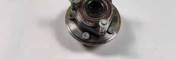 Chevrolet Camaro Rear wheel bearing hub 1P7467974