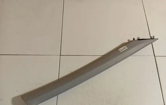 Mitsubishi Colt (C) pillar trim 7210A066ZZ