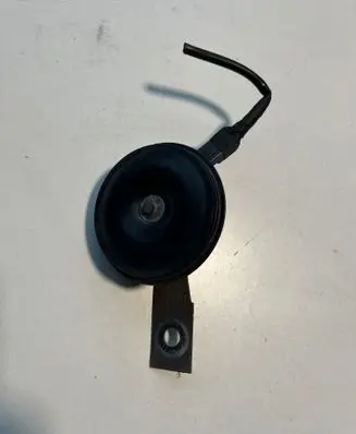 Mitsubishi Pajero Horn signal KMG70 7012V