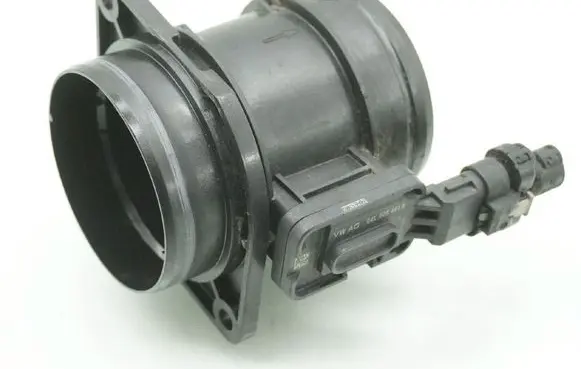 Volkswagen PASSAT B8 Mass air flow meter 04L906461B
