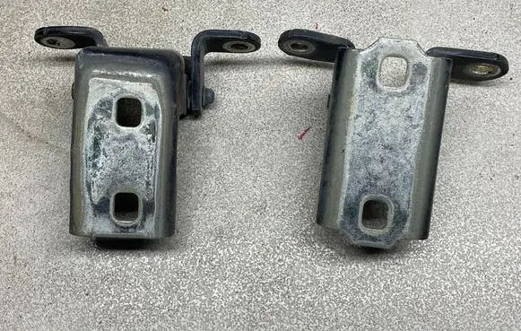 Opel Insignia A Front door hinge set ES03A046574