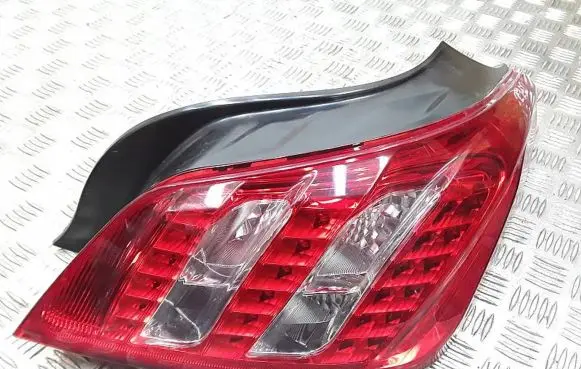 Peugeot 508 Rear/tail lights 9686293680A