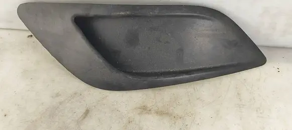 Ford Focus C-MAX Front bumper lower grill 8M5119953BE