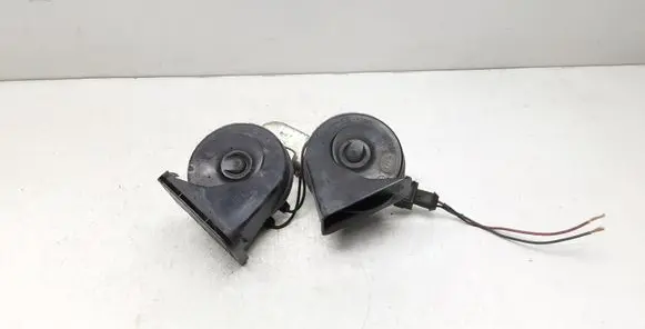 Volvo XC90 Horn signal 31111192