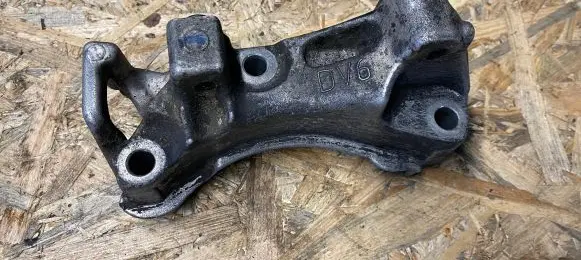 Peugeot Partner Engine mounting bracket 9645382880B 9645382880