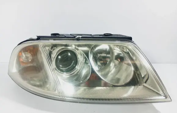 Volkswagen PASSAT B5.5 Headlight/headlamp 3B0941016AN