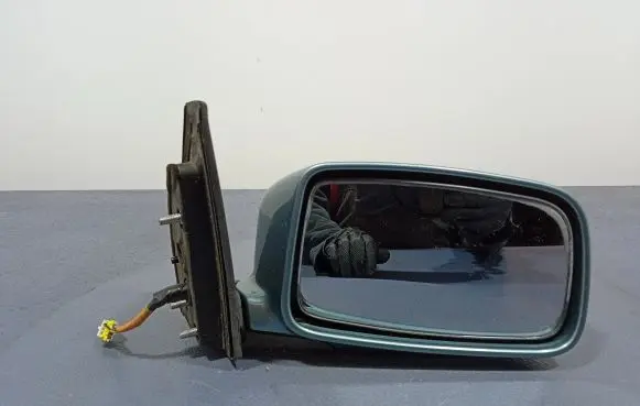Mitsubishi Lancer Front door electric wing mirror MR520317-10A