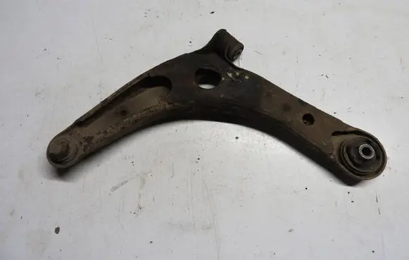 Mitsubishi ASX Front upper control arm/wishbone 