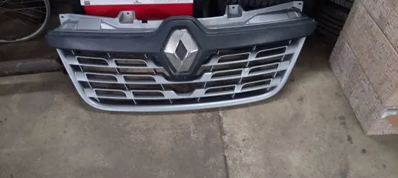 Renault Master III Front grill 623102803r