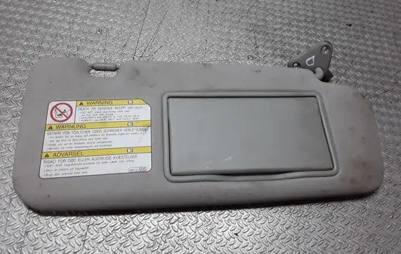 Mitsubishi Grandis Sun visor