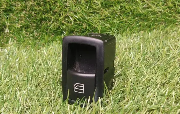 Mercedes-Benz ML W164 Electric window control switch A2518200510