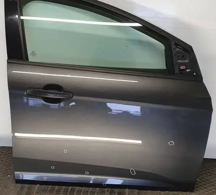Ford Focus Front door PBM51A20124BF 2147844