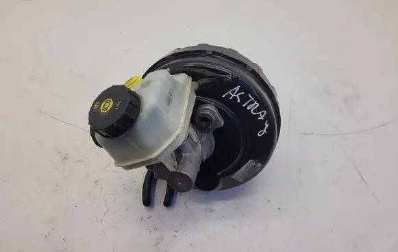 Opel Astra J Brake booster