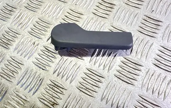 Volkswagen Golf V Engine bonnet (hood) release handle 1J1823533C