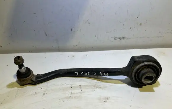 Mercedes-Benz C W203 Front lower control arm/wishbone
