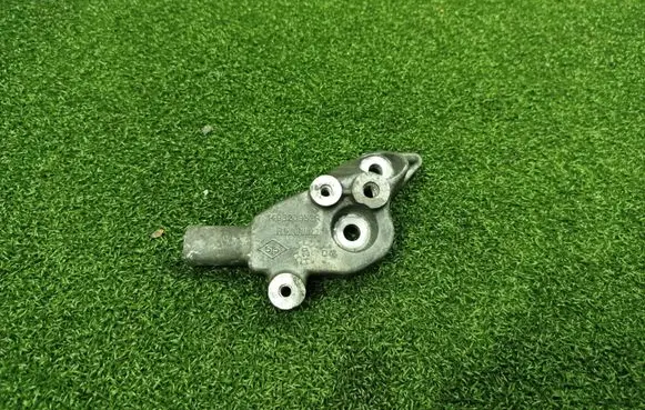 Renault Master III Engine mounting bracket 149320952R