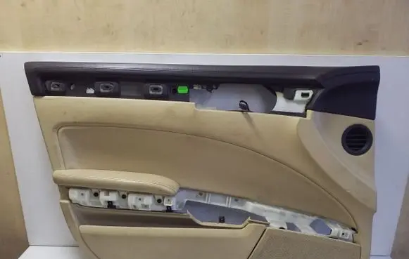 Volkswagen Phaeton Front door card panel trim 3D1867011