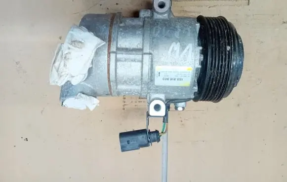 Volkswagen Up Air conditioning (A/C) compressor (pump) 1S0816803