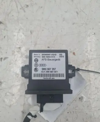 Volkswagen PASSAT B6 Light module LCM 5M0907357