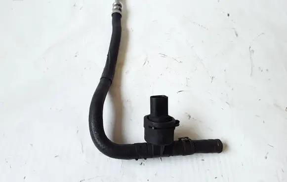 Volkswagen Crafter Fuel temperature sensor 038906081B