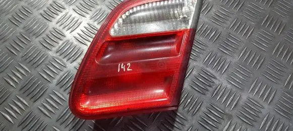 Mercedes-Benz E W210 Tailgate rear/tail lights A2108203864 318502q2