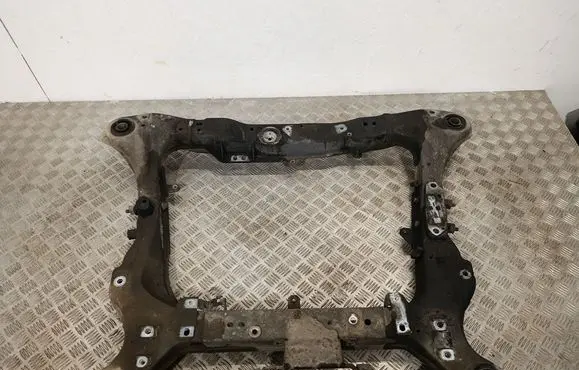 Volvo XC90 Front subframe 