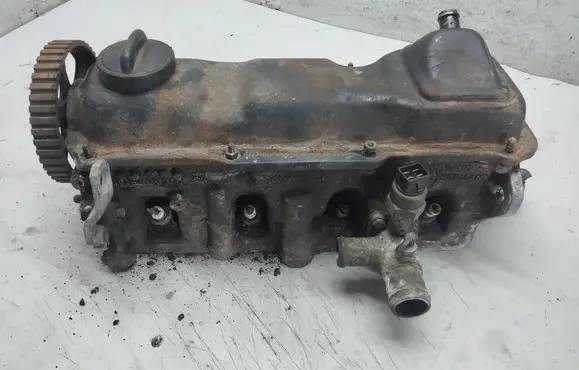 Audi 80 90 B3 Engine head 026103373Q