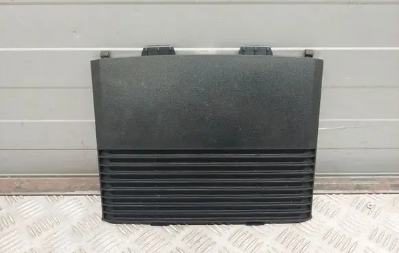 Ford Mustang VI Dashboard center trim panel FR3B6304405B