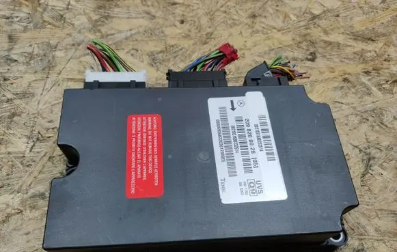 Mercedes-Benz CLK A209 C209 Other control units/modules 2098200026