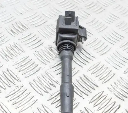 BMW 2 F46 High voltage ignition coil 8643360 77850002