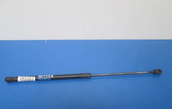 Nissan Micra Shock absorber/damper mounting bracket 