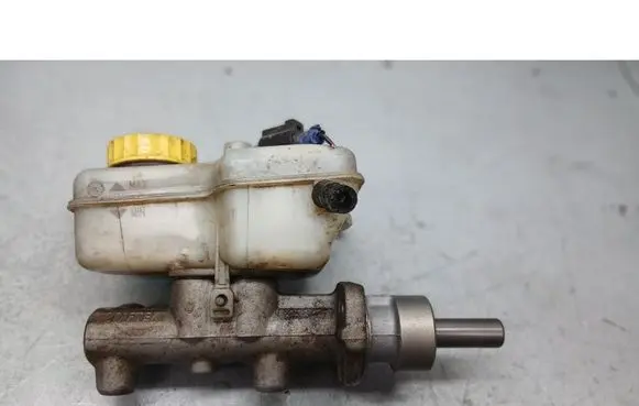 Skoda Fabia Mk1 (6Y) Master brake cylinder POMPAHAMULCOWA