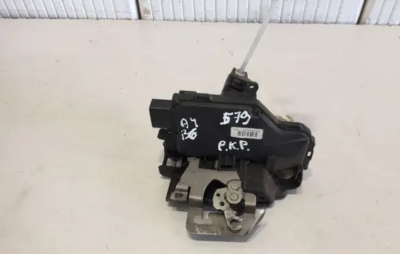 Audi A4 S4 B6 8E 8H Front door lock 4B1837015G