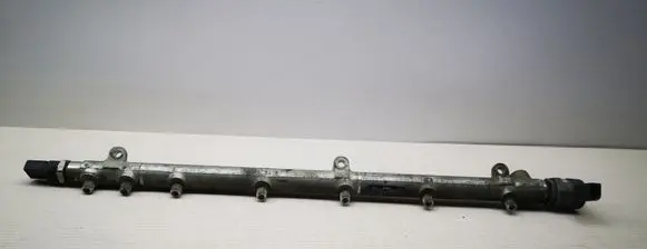 Mercedes-Benz E W212 Fuel main line pipe A6130700195