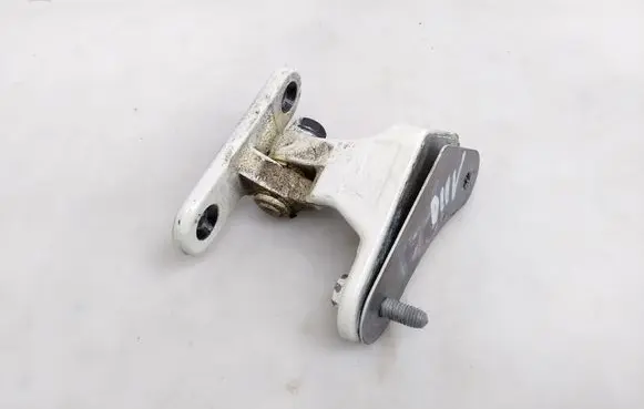 Mercedes-Benz A W176 Front door upper hinge 